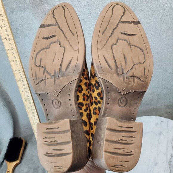 Volatile Shoes Womens 9 Calvary Flocked Faux Leather Leopard Ankle Boots *Read* - Picture 8 of 9